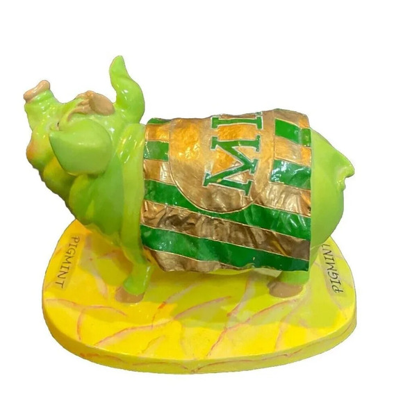 Pig Invasion Pigmint Collectible Figurine Farm Anthropomorphic Minty Decor - Picture 4 of 7